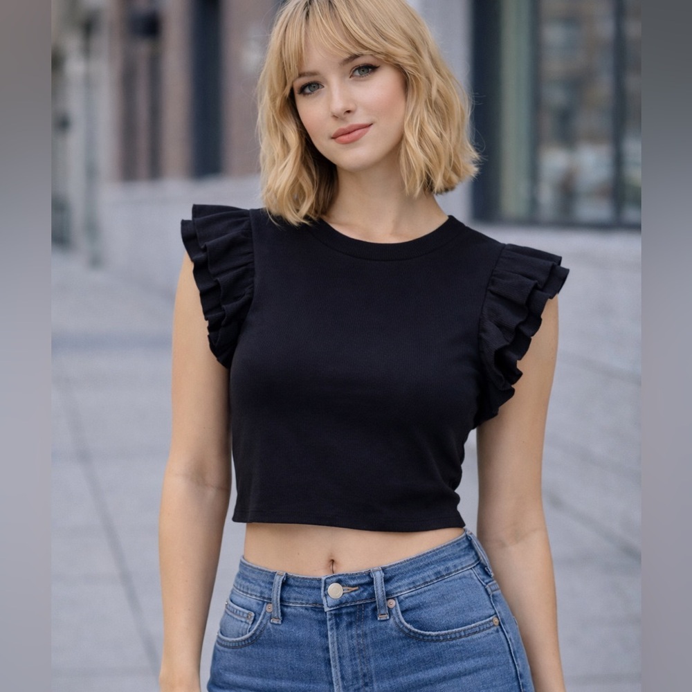 Zara Black Ruffled Sleeve Crop Top